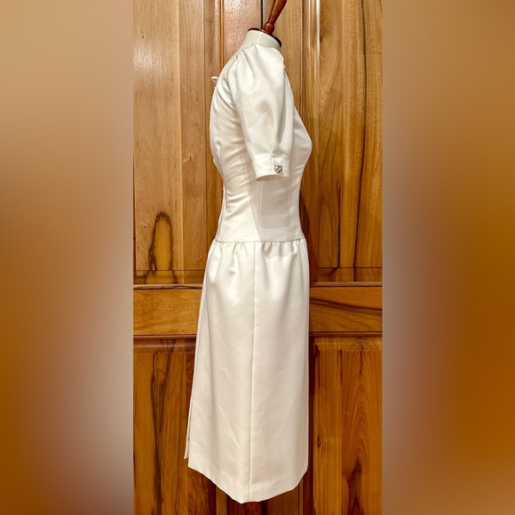 A.J. Bari - VTG 80s Structured White Satin Formal Dress/Crystal Trim - EUC 4 - Picture 10 of 17